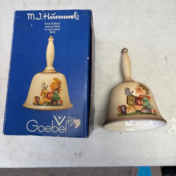 Hummel bell w/box - Picture 1 of 5